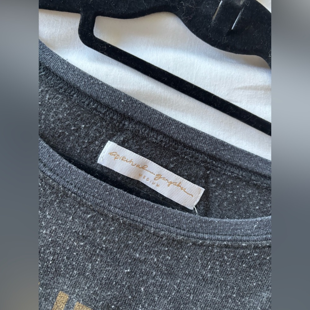 PRE-OWNED Spiritual Gangster Gray 'Beautiful Dreamer' Sweater | M - Picture 3 of 3
